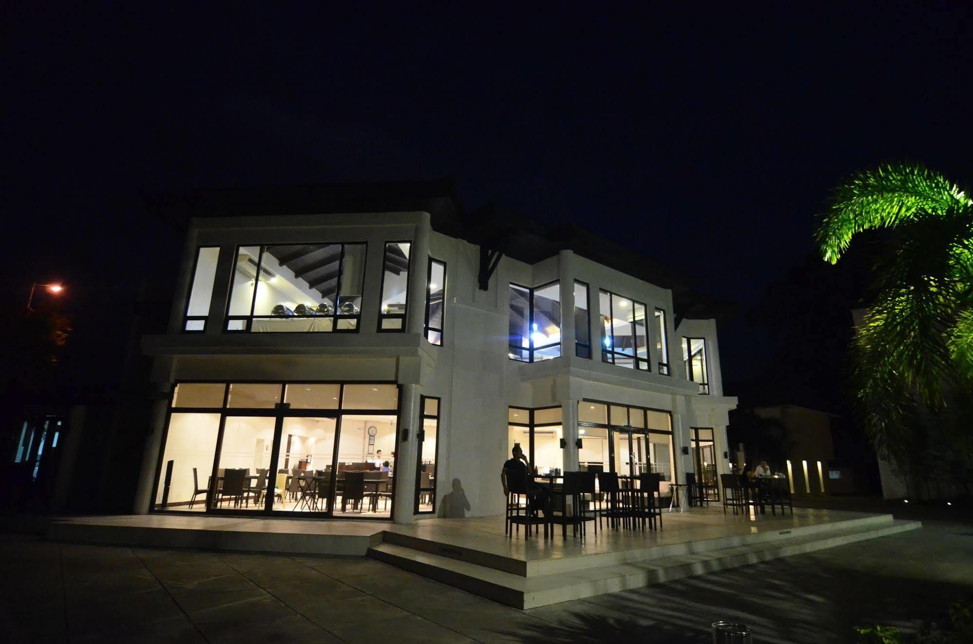 Kamana Sanctuary Resort & Spa Olongapo Exterior photo